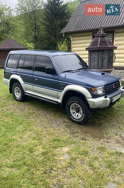Позашляховик / Кросовер Mitsubishi Pajero 1995 в 