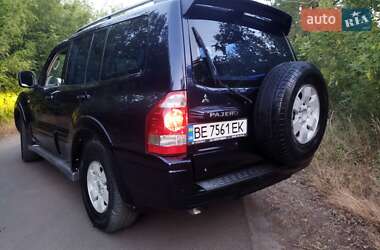 Внедорожник / Кроссовер Mitsubishi Pajero 2004 в 