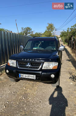 Внедорожник / Кроссовер Mitsubishi Pajero 2006 в 