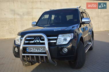Внедорожник / Кроссовер Mitsubishi Pajero 2007 в Одессе