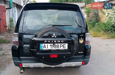 Внедорожник / Кроссовер Mitsubishi Pajero 2008 в 