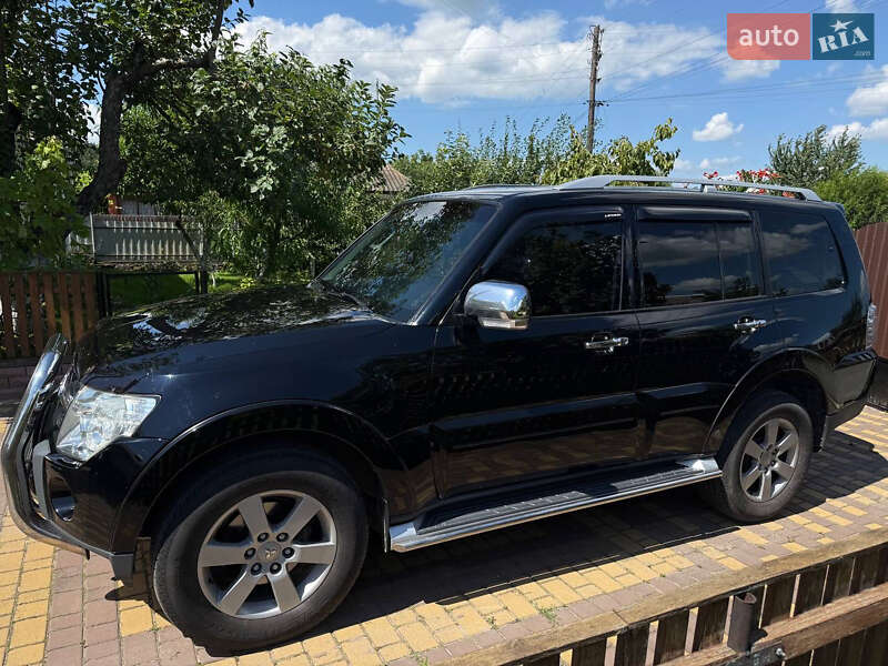 Внедорожник / Кроссовер Mitsubishi Pajero 2007 в Виннице фото 8 Внедорожник / Кроссовер Mitsubishi Pajero 2007 в Виннице