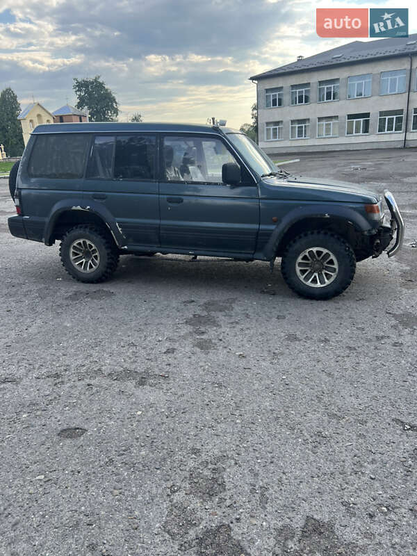 Внедорожник / Кроссовер Mitsubishi Pajero 1997 в Львове