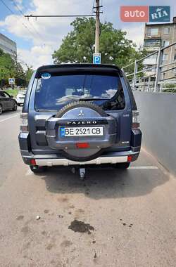 Внедорожник / Кроссовер Mitsubishi Pajero 2008 в 