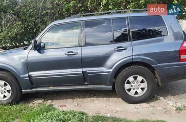 Внедорожник / Кроссовер Mitsubishi Pajero 2006 в Харькове