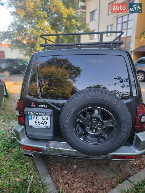 Внедорожник / Кроссовер Mitsubishi Pajero 2001 в Черновцах