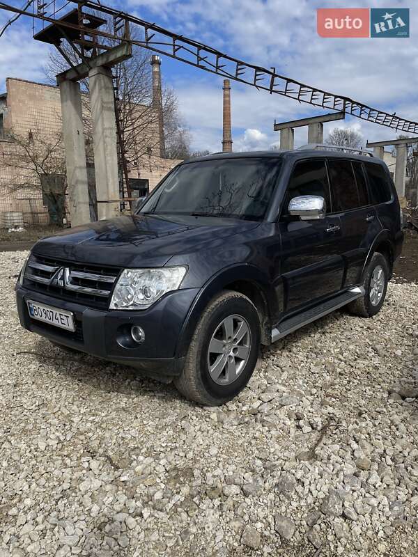 Mitsubishi Pajero 2007