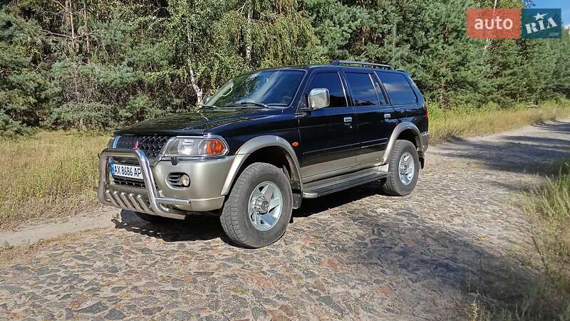 Mitsubishi Pajero 2002