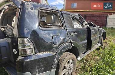 Внедорожник / Кроссовер Mitsubishi Pajero 2007 в 