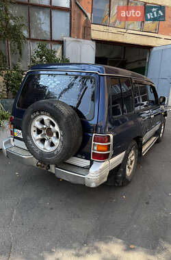 Внедорожник / Кроссовер Mitsubishi Pajero 1998 в 