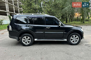 Позашляховик / Кросовер Mitsubishi Pajero 2007 в Полтаві