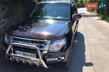 Внедорожник / Кроссовер Mitsubishi Pajero 2008 в 