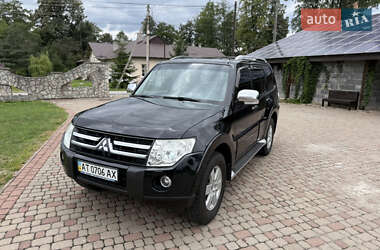 Внедорожник / Кроссовер Mitsubishi Pajero 2008 в 