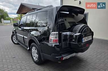 Внедорожник / Кроссовер Mitsubishi Pajero 2007 в 