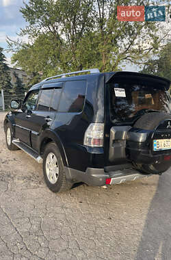 Внедорожник / Кроссовер Mitsubishi Pajero 2008 в 