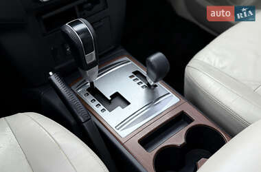 Внедорожник / Кроссовер Mitsubishi Pajero 2008 в 