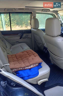 Внедорожник / Кроссовер Mitsubishi Pajero 2008 в 