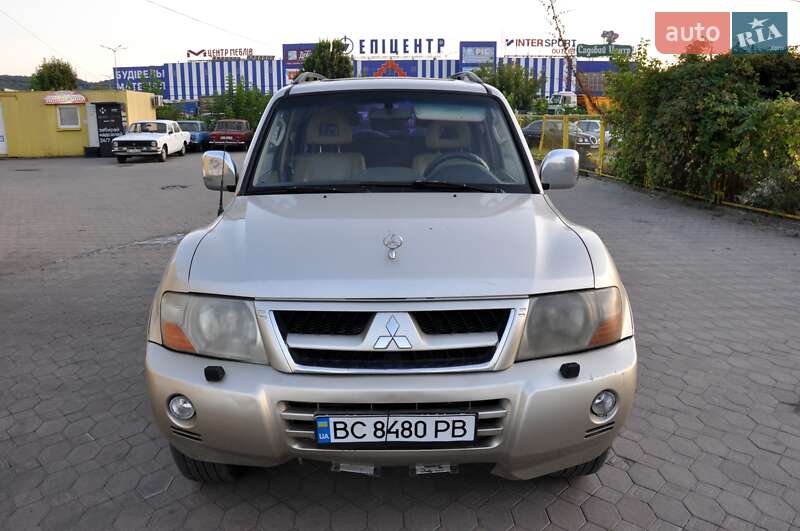 Внедорожник / Кроссовер Mitsubishi Pajero 2006 в Львове