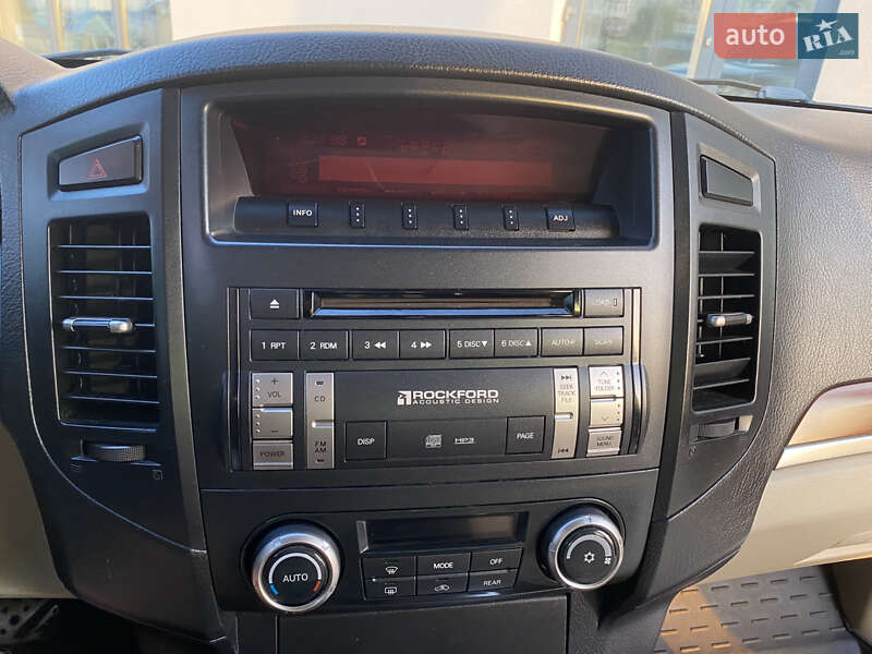 Позашляховик / Кросовер Mitsubishi Pajero 2007 в Калуші фото 25 Позашляховик / Кросовер Mitsubishi Pajero 2007 в Калуші