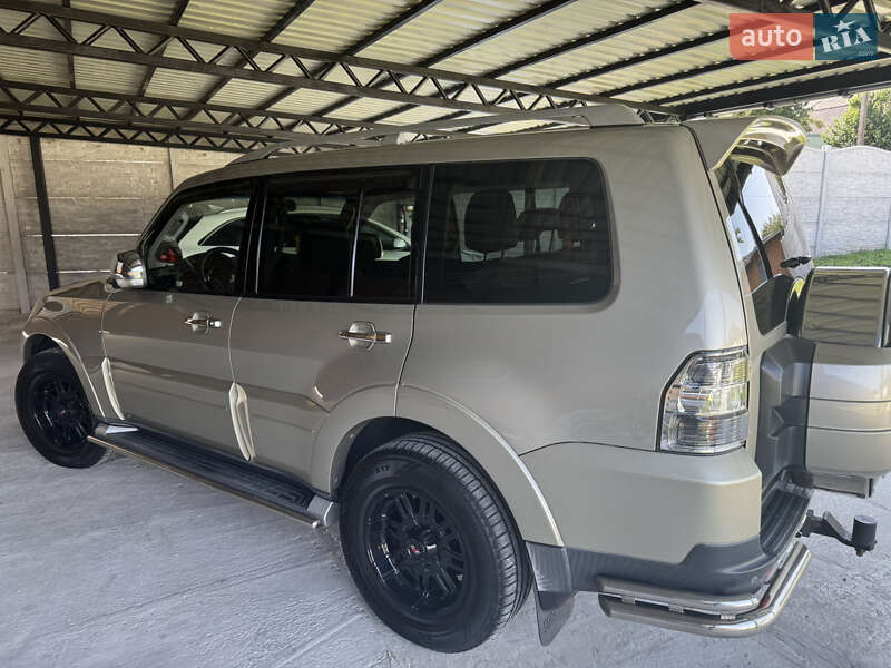 Позашляховик / Кросовер Mitsubishi Pajero 2008 в Чернігові фото 5 Позашляховик / Кросовер Mitsubishi Pajero 2008 в Чернігові