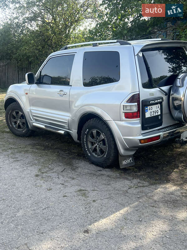 Внедорожник / Кроссовер Mitsubishi Pajero 2000 в Первомайске
