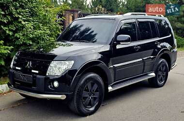 Позашляховик / Кросовер Mitsubishi Pajero 2009 в Дніпрі