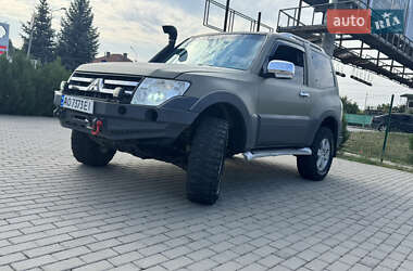 Внедорожник / Кроссовер Mitsubishi Pajero 2007 в 