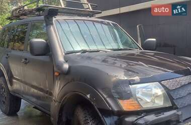 Внедорожник / Кроссовер Mitsubishi Pajero 2000 в 