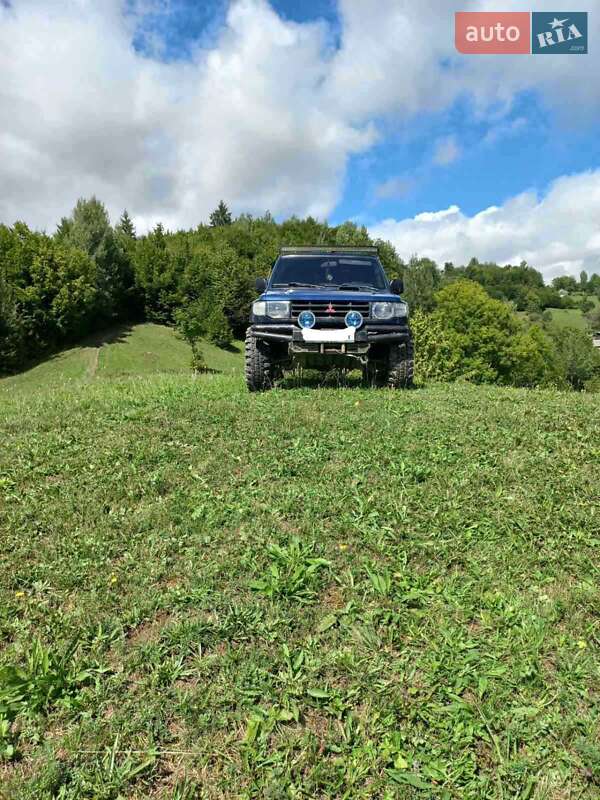 Mitsubishi Pajero 1999