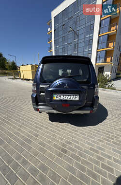 Внедорожник / Кроссовер Mitsubishi Pajero 2008 в 