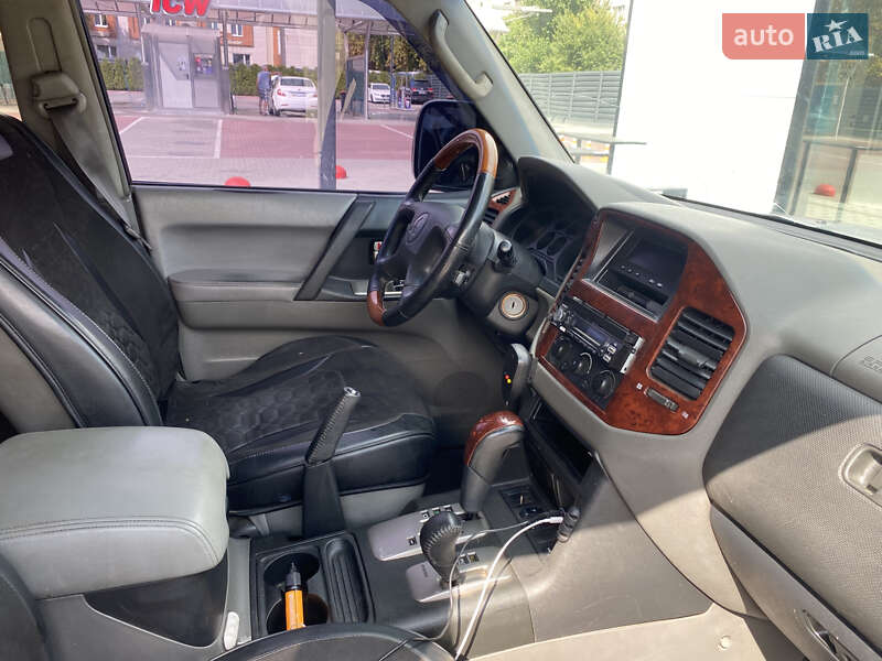 Внедорожник / Кроссовер Mitsubishi Pajero 2003 в Черкассах