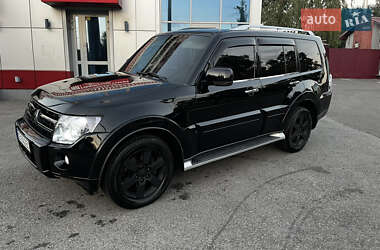 Внедорожник / Кроссовер Mitsubishi Pajero 2008 в 
