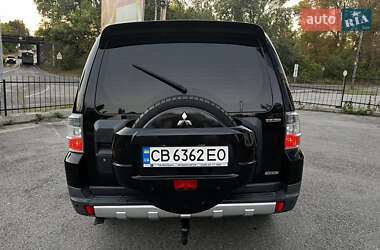Внедорожник / Кроссовер Mitsubishi Pajero 2008 в 