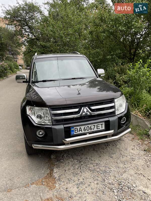 Mitsubishi Pajero 2007