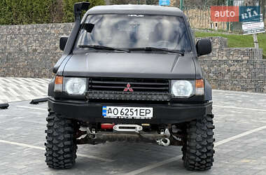Внедорожник / Кроссовер Mitsubishi Pajero 1994 в 