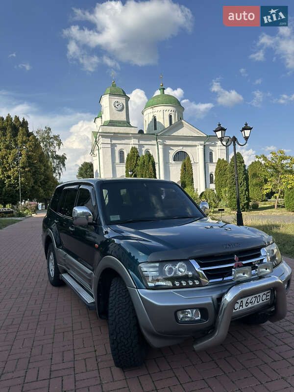 Внедорожник / Кроссовер Mitsubishi Pajero 2000 в Каневе