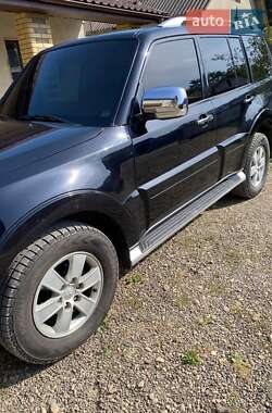 Позашляховик / Кросовер Mitsubishi Pajero 2008 в Вижниці