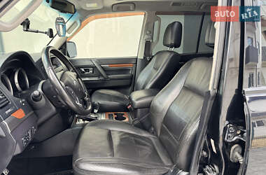 Внедорожник / Кроссовер Mitsubishi Pajero 2007 в 