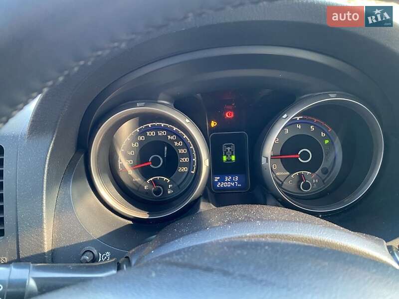 Внедорожник / Кроссовер Mitsubishi Pajero 2007 в Новояворовске