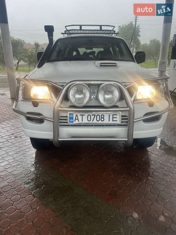 Внедорожник / Кроссовер Mitsubishi Pajero 2006 в Ивано-Франковске