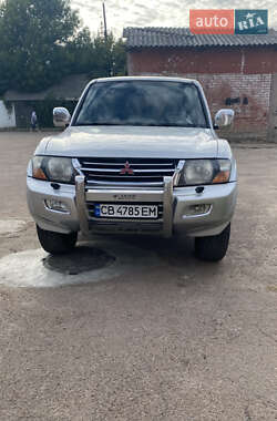 Внедорожник / Кроссовер Mitsubishi Pajero 2002 в Чернигове