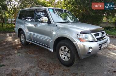 Позашляховик / Кросовер Mitsubishi Pajero 2003 в 