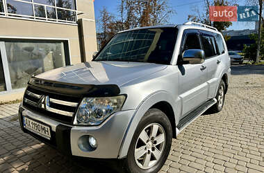 Позашляховик / Кросовер Mitsubishi Pajero 2007 в Харкові
