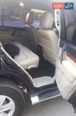 Позашляховик / Кросовер Mitsubishi Pajero 2007 в 