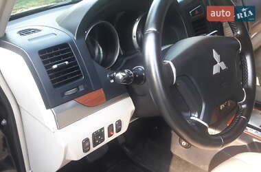 Позашляховик / Кросовер Mitsubishi Pajero 2007 в 