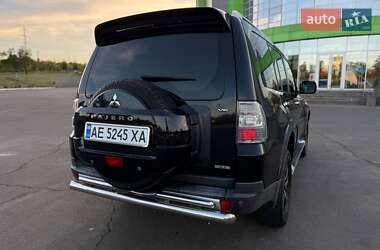 Внедорожник / Кроссовер Mitsubishi Pajero 2008 в 