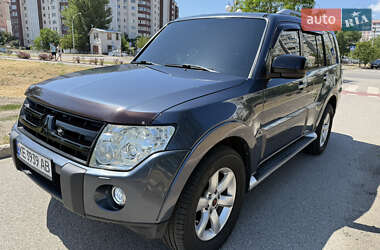 Внедорожник / Кроссовер Mitsubishi Pajero 2008 в Днепре