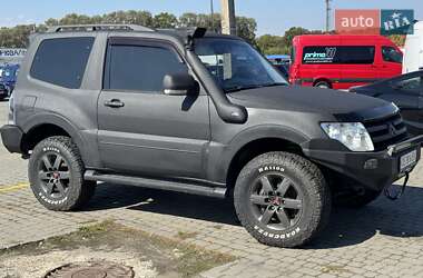 Внедорожник / Кроссовер Mitsubishi Pajero 2007 в 
