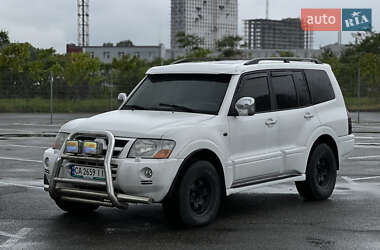 Позашляховик / Кросовер Mitsubishi Pajero 2003 в Києві