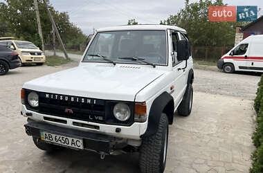 Внедорожник / Кроссовер Mitsubishi Pajero 1989 в 
